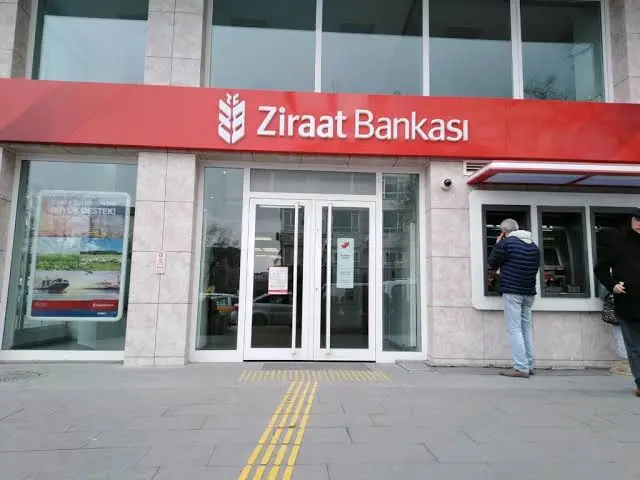 Ziraat Bankası Beyoğlu/İstanbul Şubesi — Bankalar, Beyoğlu · fotoğraf 4