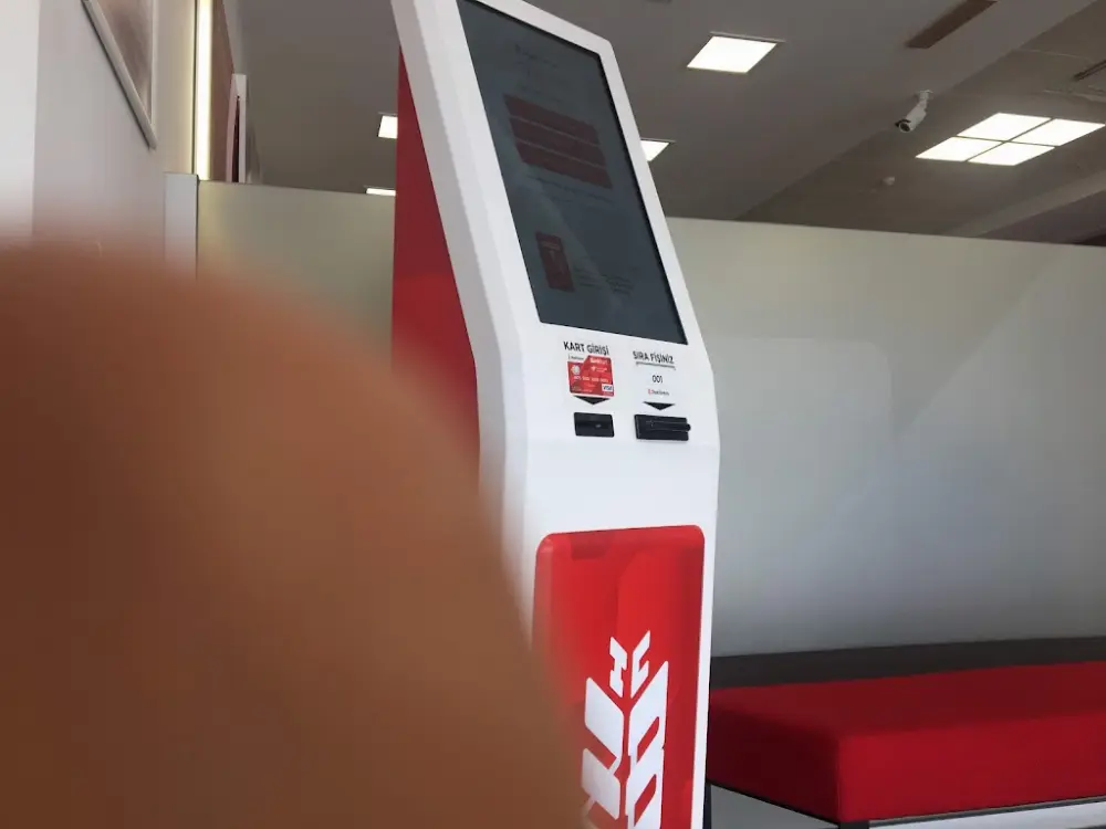 Ziraat Bankası - Beylikdüzü Yakuplu Mahallesi Şubesi — Bankalar, Beylikdüzü · fotoğraf 3
