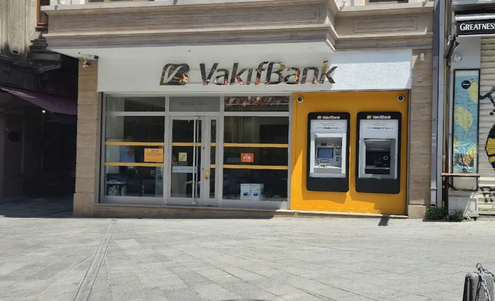VakıfBank Beyoğlu Şubesi — Bankalar, Beyoğlu · fotoğraf 2