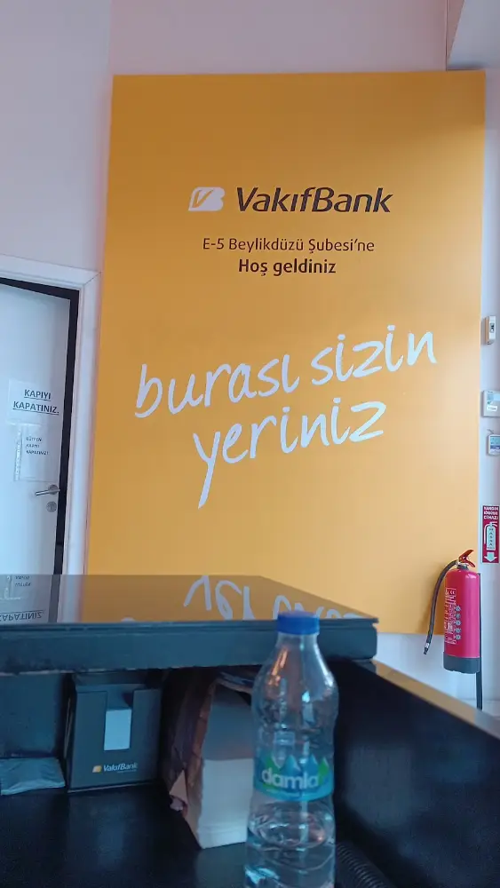 VakıfBank E-5 Beylikdüzü Şubesi — Bankalar, Beylikdüzü · fotoğraf 4