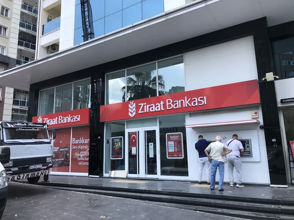 Ziraat Bankası Cumhuriyet Mahallesi-Esenyurt/İstanbul Şubesi — Bankalar, Esenyurt · fotoğraf 1