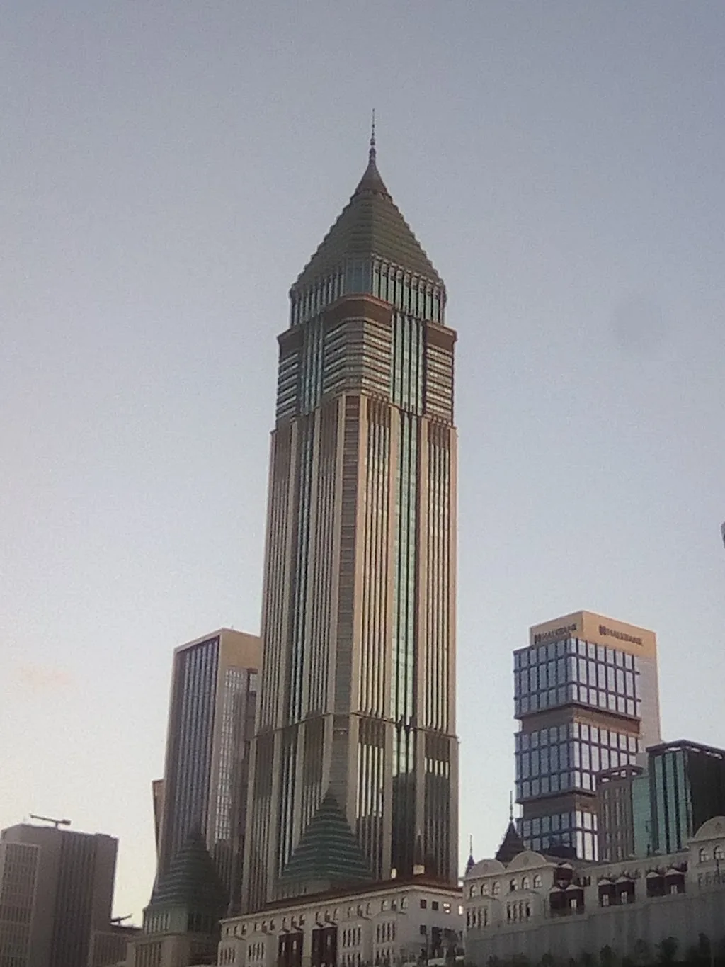Turkiye Cumhuriyet Merkez Bankası — Bankalar, Beyoğlu · fotoğraf 1