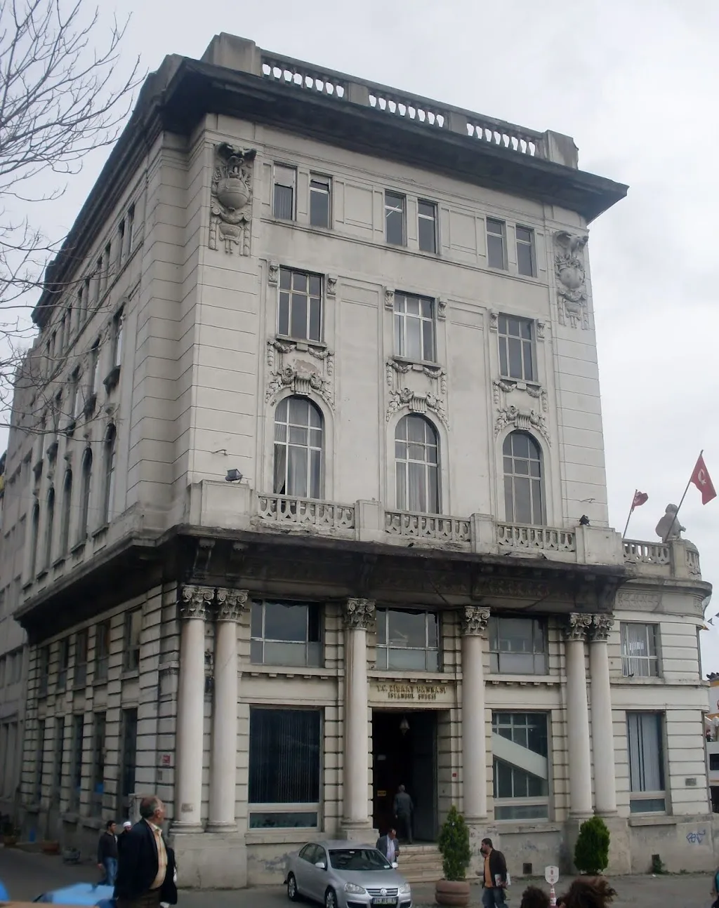 T.C.Ziraat Bankası Karaköy Şubesi — Bankalar, Beyoğlu · fotoğraf 1