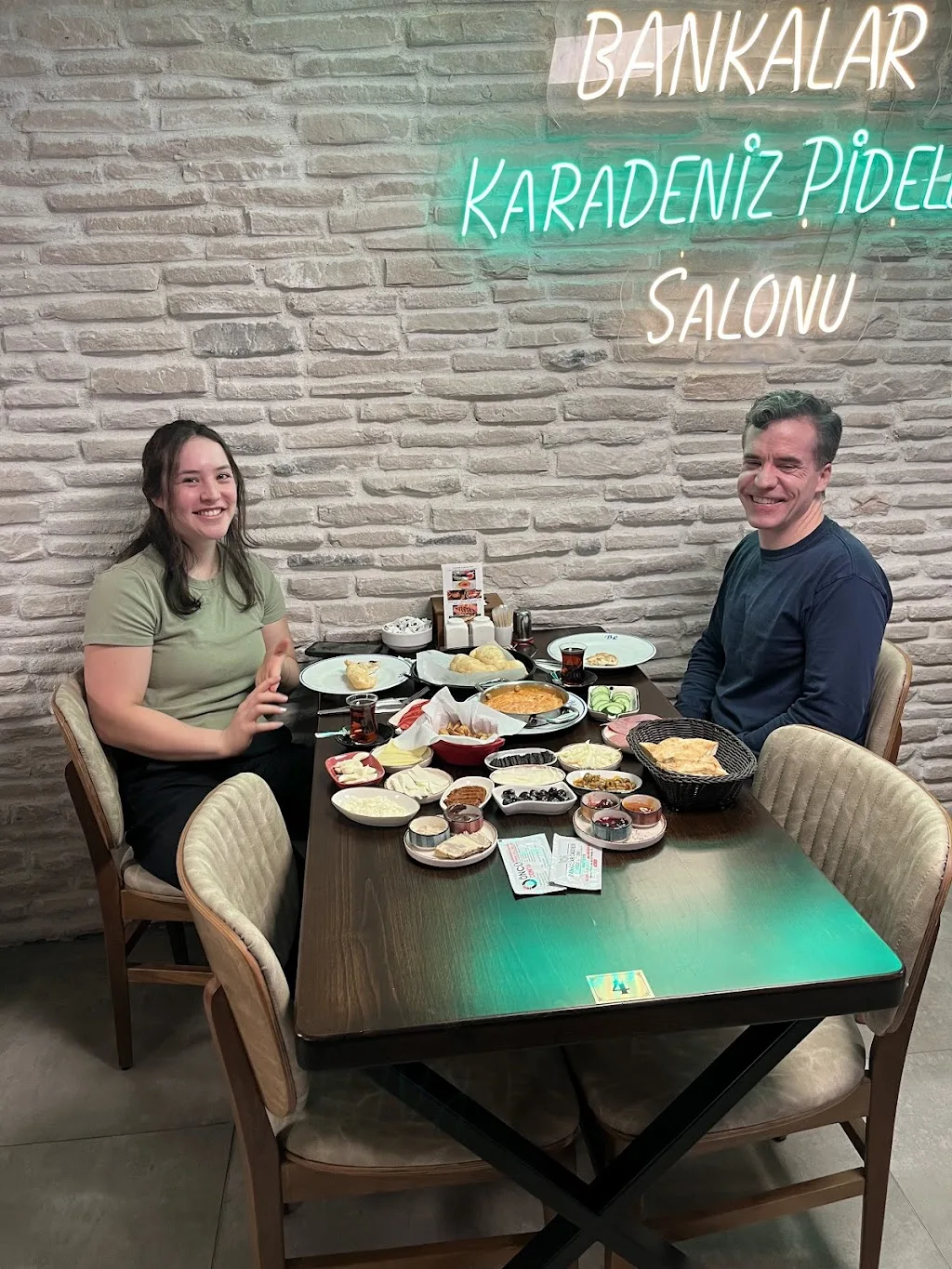 Bankalar Karadeniz Pide Salonu — Bankalar, Beyoğlu · fotoğraf 1