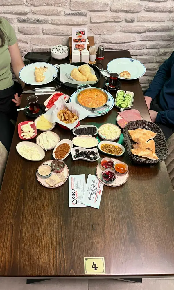 Bankalar Karadeniz Pide Salonu — Bankalar, Beyoğlu · fotoğraf 2