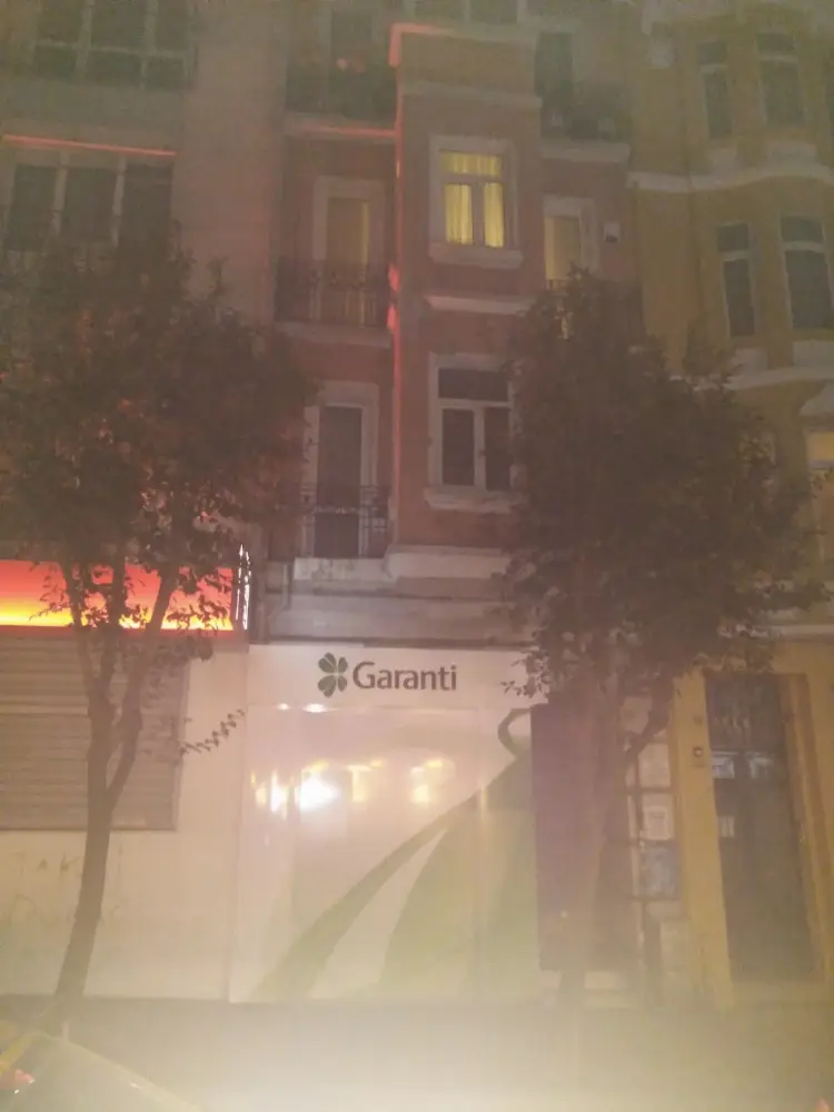 Garanti BBVA Cihangir Şubesi — Bankalar, Beyoğlu · fotoğraf 2