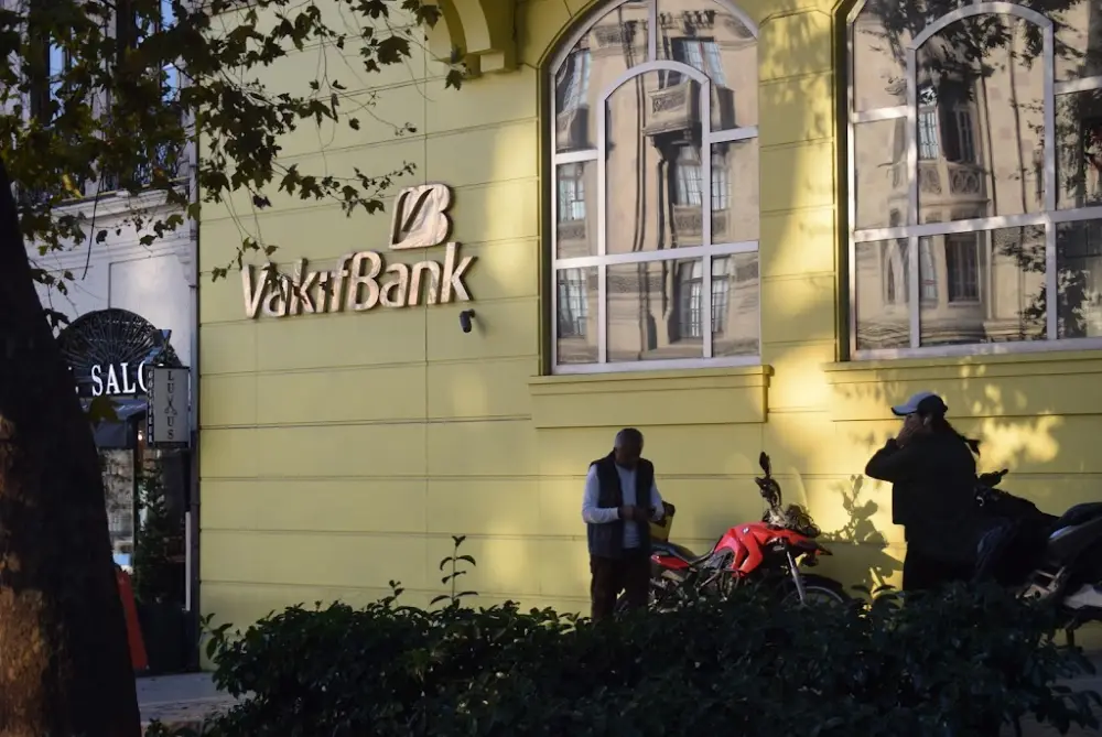 VakıfBank Karaköy Şubesi — Bankalar, Beyoğlu · fotoğraf 2