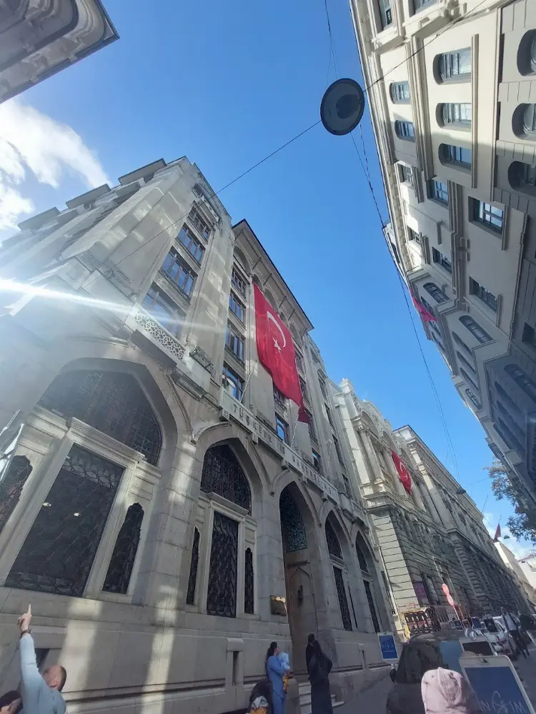 VakıfBank Karaköy Şubesi — Bankalar, Beyoğlu · fotoğraf 4