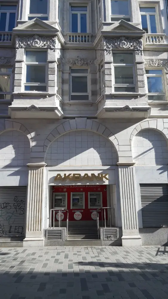 Akbank — Bankalar, Beyoğlu · fotoğraf 4