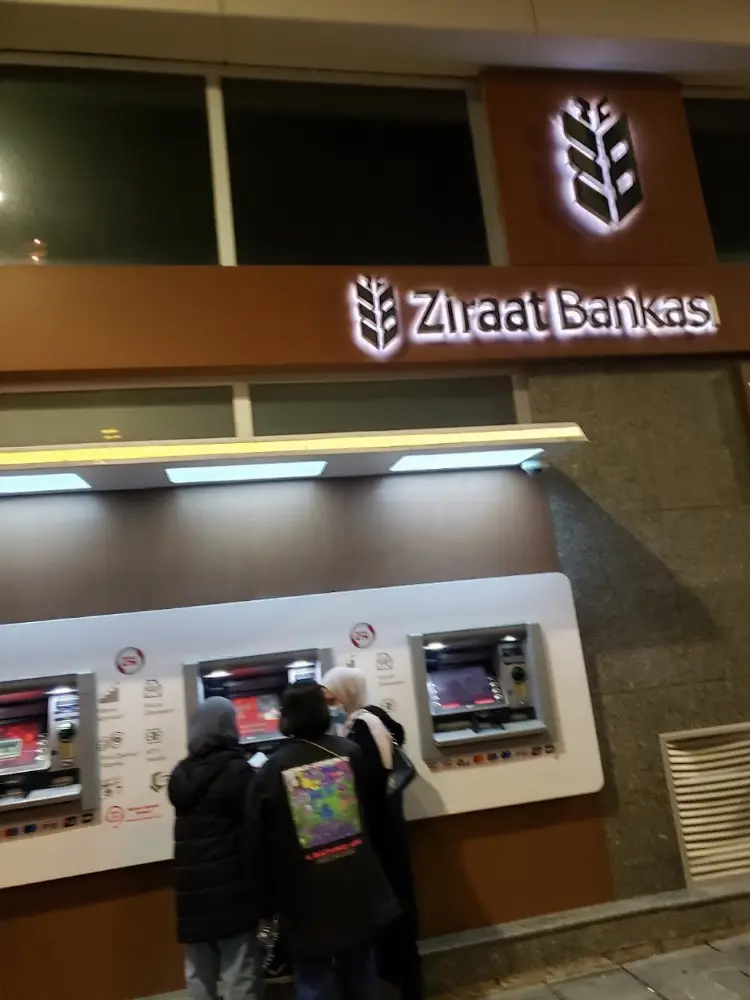 Ziraat Bankası Galatasaray Şubesi — Bankalar, Beyoğlu · fotoğraf 3