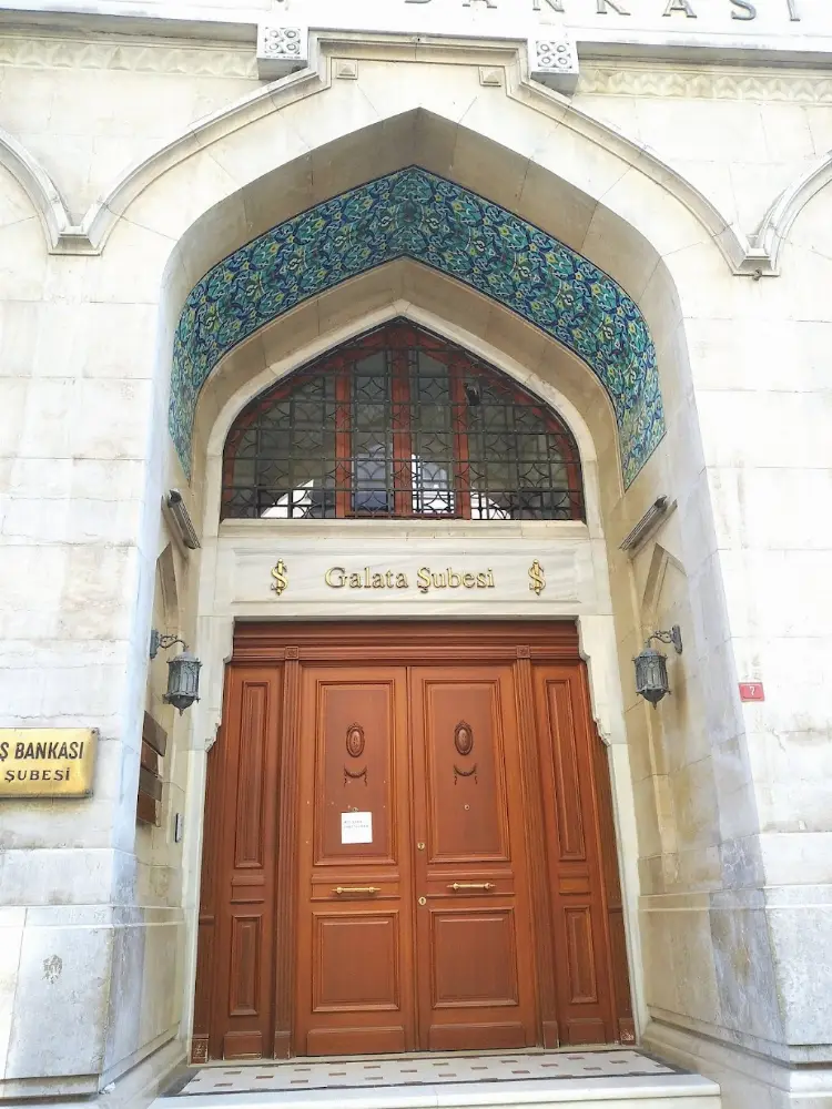 Türkiye İş Bankası Karaköy/İstanbul Şubesi — Bankalar, Beyoğlu · fotoğraf 3