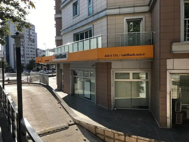 VakıfBank Esenyurt Cumhuriyet Caddesi Şubesi — Bankalar, Esenyurt · fotoğraf 3