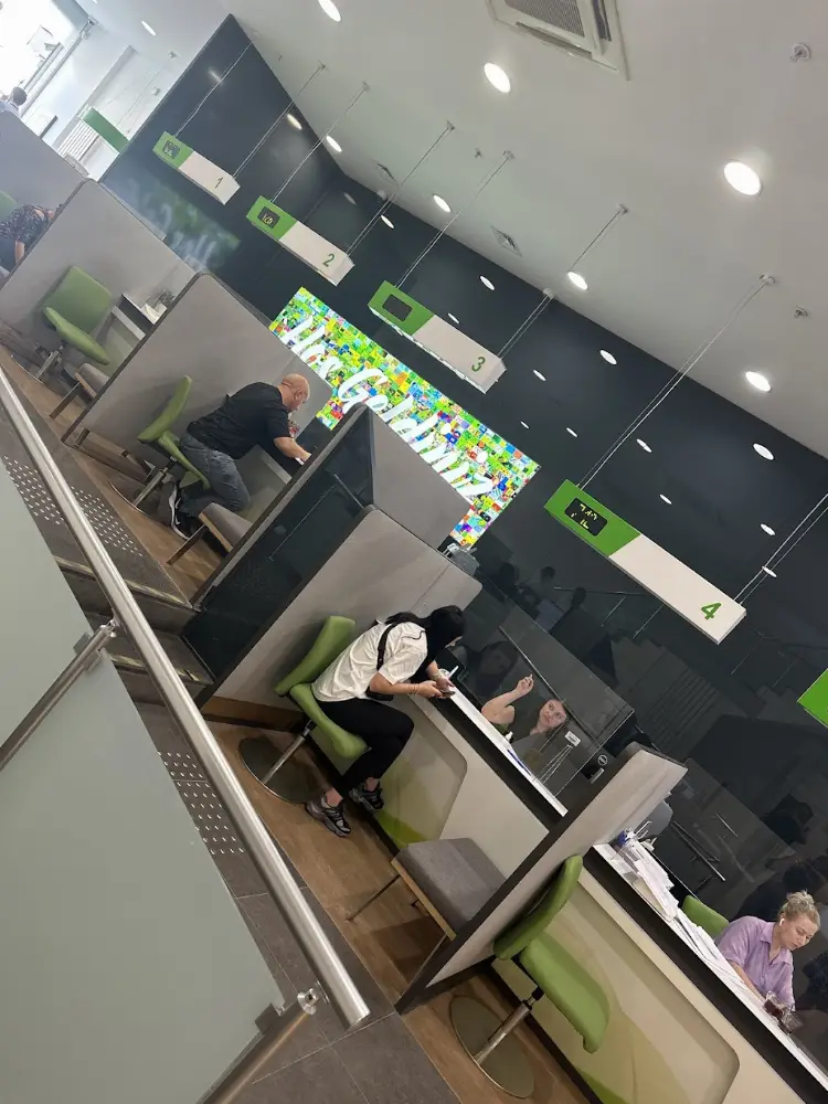 Garanti BBVA Cumhuriyet Cad. Esenyurt Şubesi — Bankalar, Esenyurt · fotoğraf 3