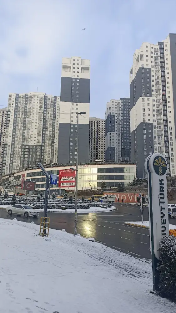Kuveyt Türk Esenyurt Bulvar Şubesi — Bankalar, Esenyurt · fotoğraf 3