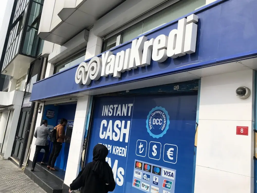 Yapı Kredi - Taksim Meydan Şubesi — Bankalar, Beyoğlu · fotoğraf 3