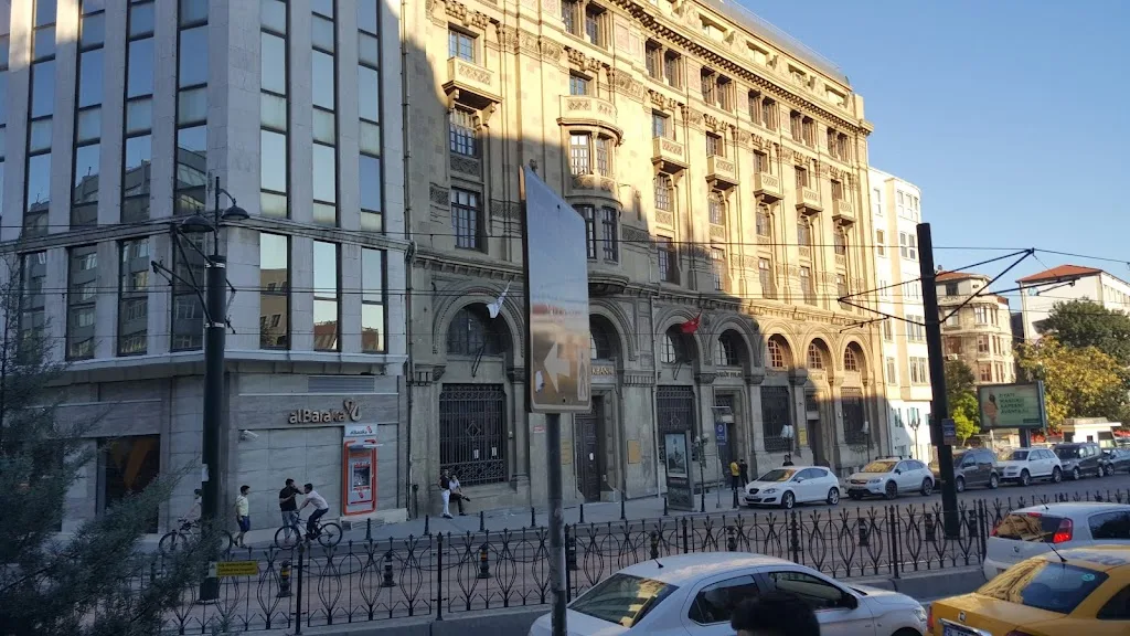 Halkbank Karaköy Şubesi — Bankalar, Beyoğlu · fotoğraf 1