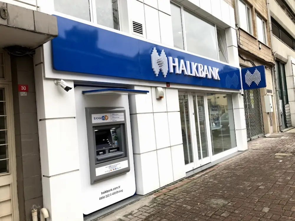 Halkbank Karaköy Şubesi — Bankalar, Beyoğlu · fotoğraf 2
