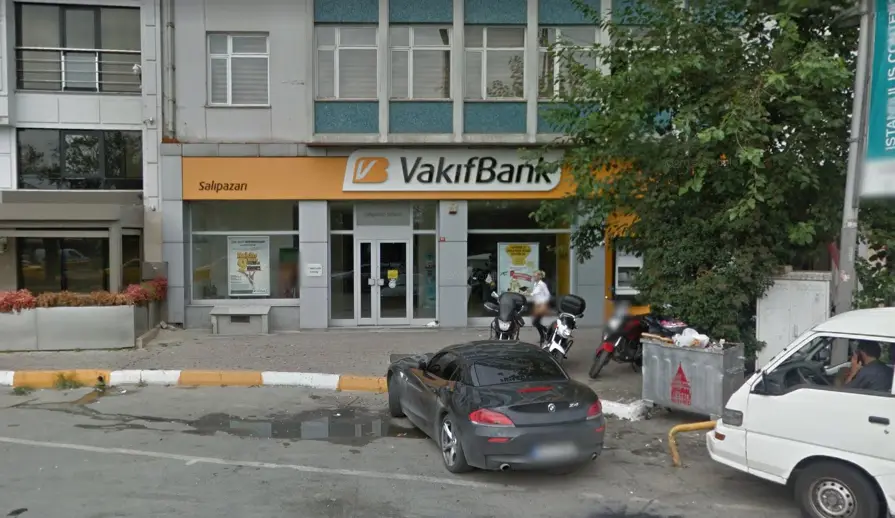 VakıfBank Salıpazarı Şubesi — Bankalar, Beyoğlu · fotoğraf 2
