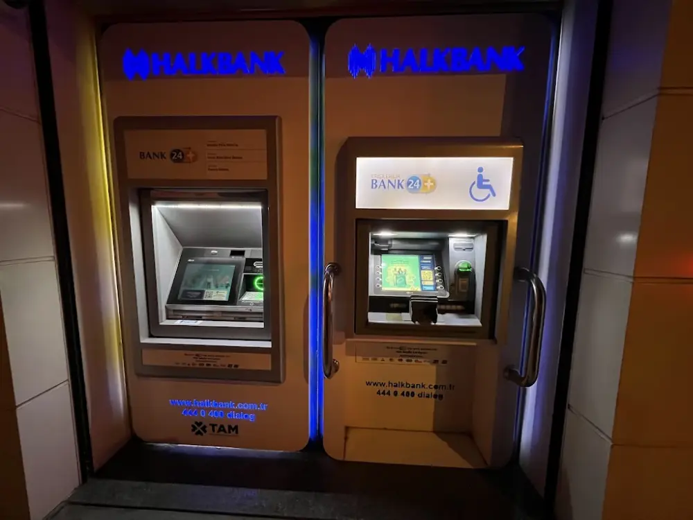Halkbank Cihangir Şubesi — Bankalar, Beyoğlu · fotoğraf 2