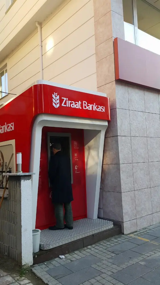Ziraat Bankası Büyükçekmece Çarşı/İstanbul Şubesi — Bankalar, Büyükçekmece · fotoğraf 3