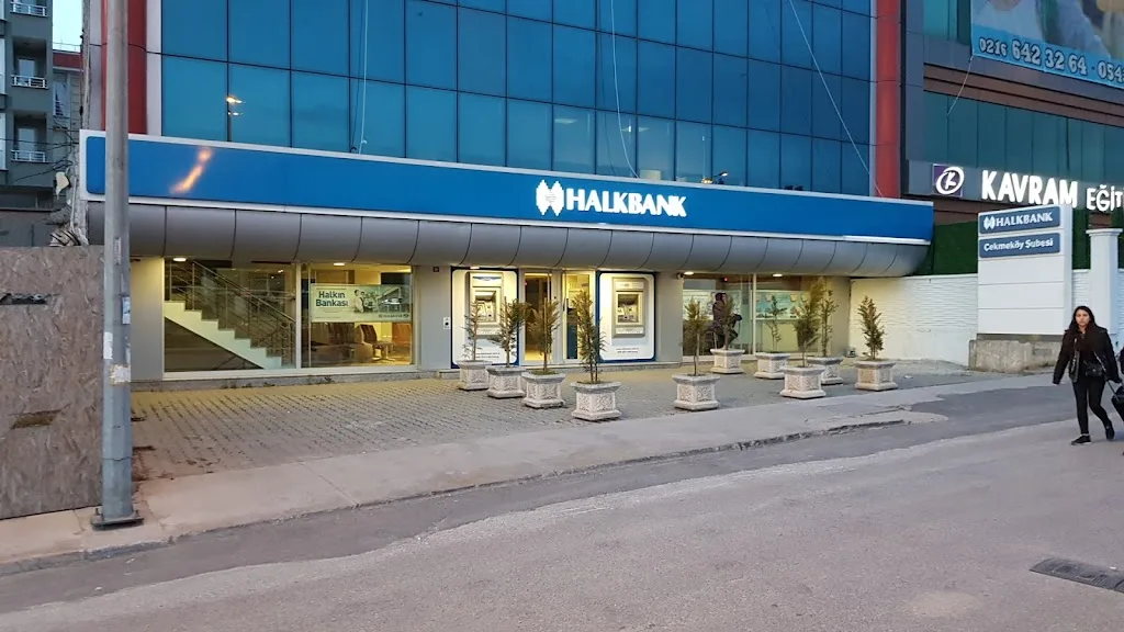 Halkbank Çekmeköy Şubesi — Bankalar, Ümraniye · fotoğraf 1