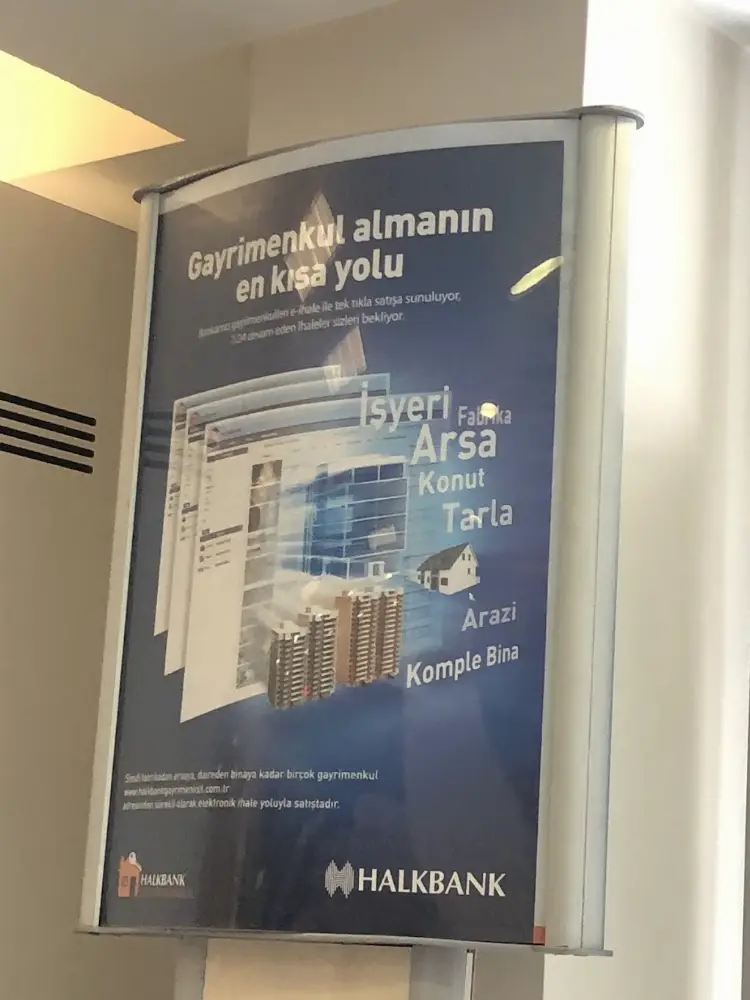 Halkbank Çekmeköy Şubesi — Bankalar, Ümraniye · fotoğraf 4