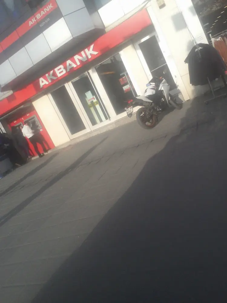 Akbank Esenler/İstanbul Şubesi — Bankalar, Esenler · fotoğraf 3