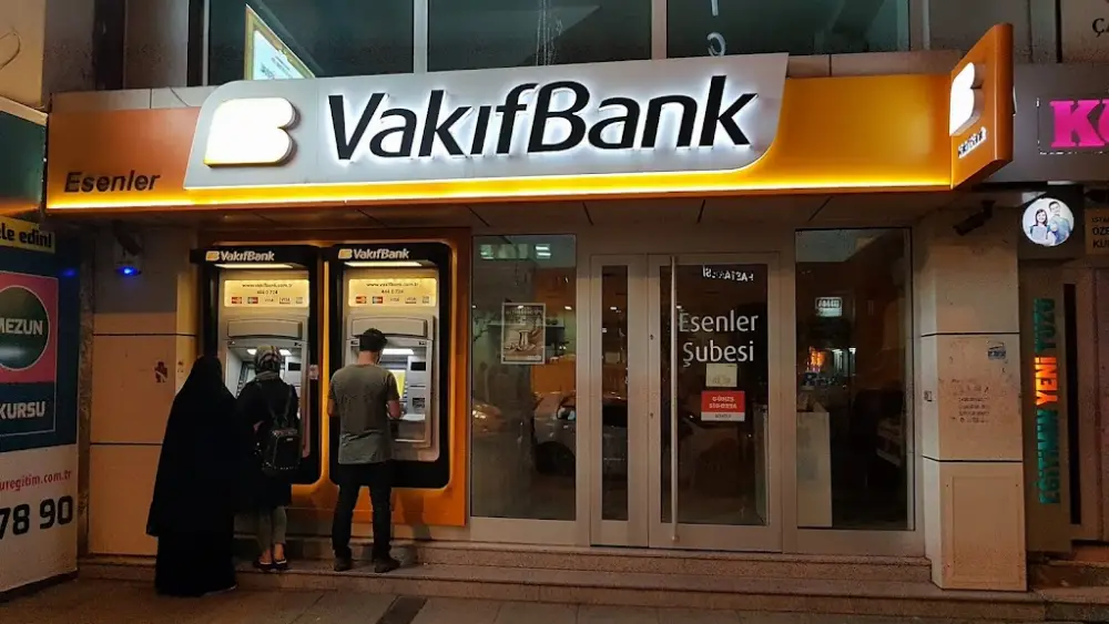 VakıfBank Esenler Şubesi — Bankalar, Esenler · fotoğraf 3