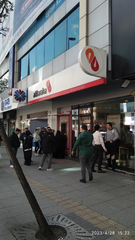 Albaraka Türk Esenler Şubesi — Bankalar, Esenler · fotoğraf 2