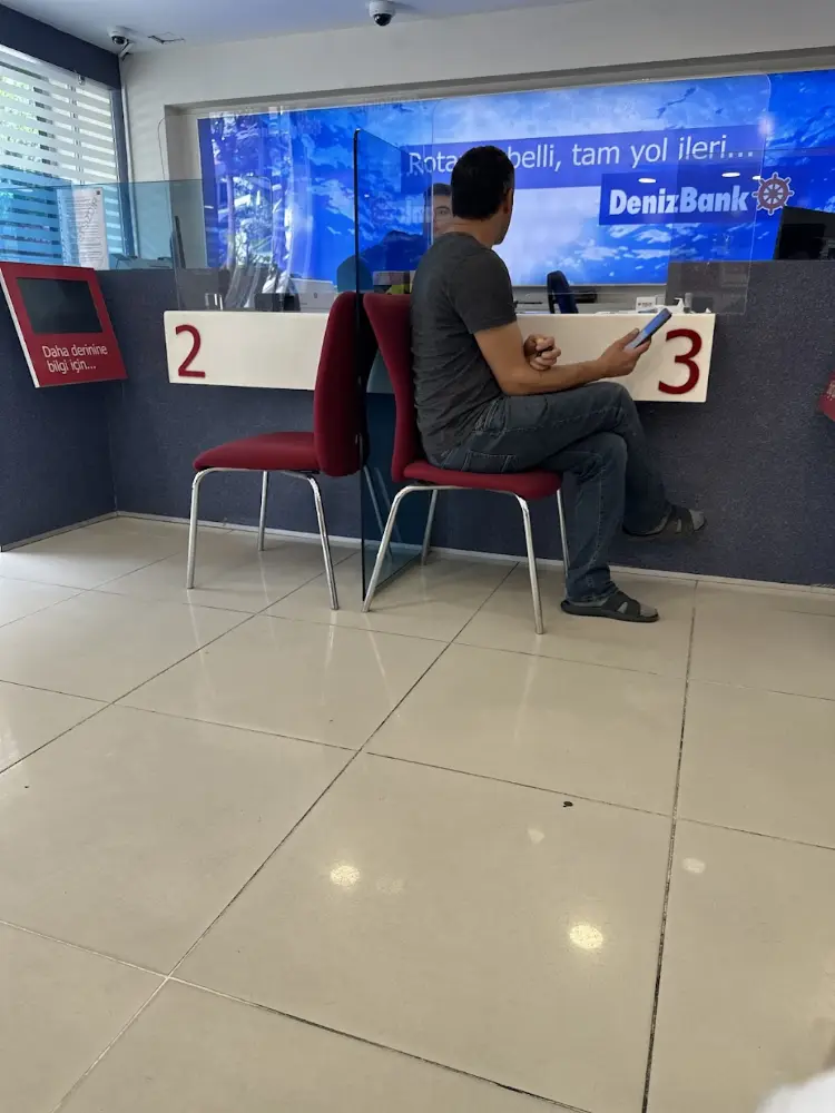 DenizBank Esenler Şubesi — Bankalar, Esenler · fotoğraf 2