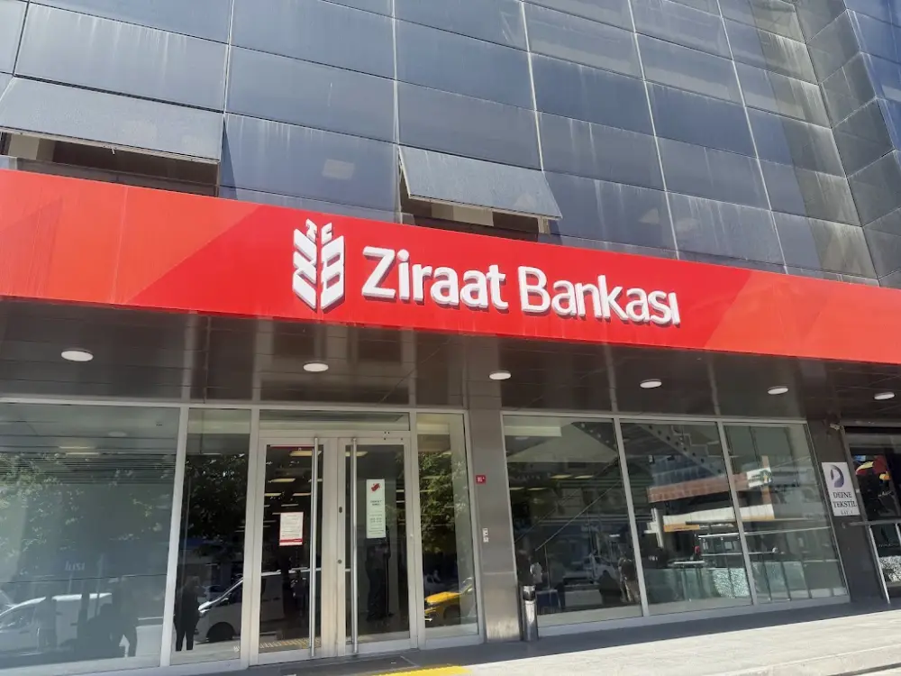Ziraat Bankası Esenyurt/İstanbul Şubesi — Bankalar, Esenyurt · fotoğraf 2