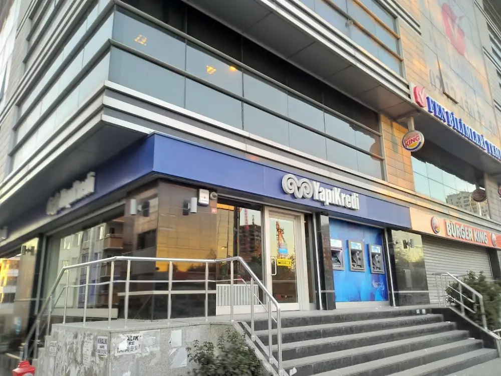 Yapı Kredi - Esenyurt Şubesi — Bankalar, Esenyurt · fotoğraf 4