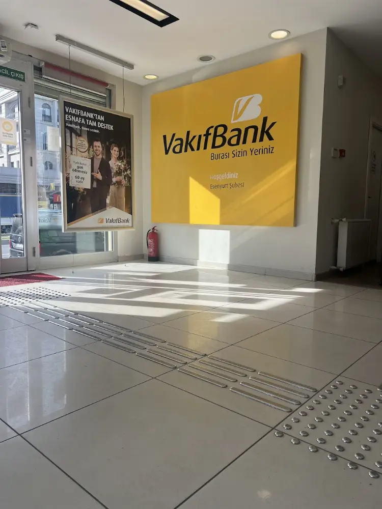 VakıfBank Esenyurt Şubesi — Bankalar, Esenyurt · fotoğraf 4