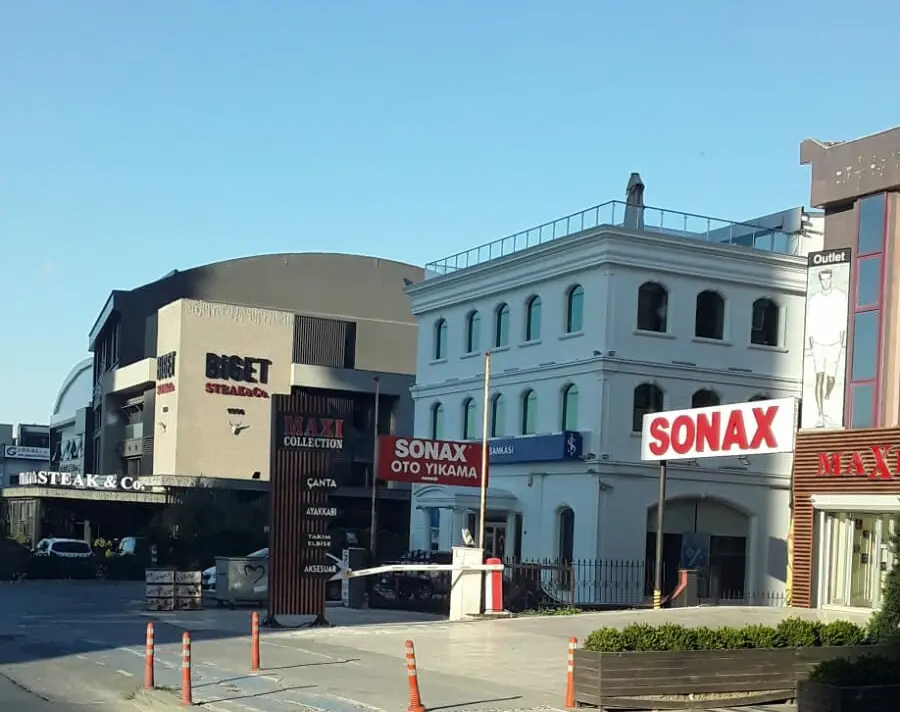 Türkiye İş Bankası Hadımköy Yolu-Esenyurt/İstanbul Şubesi — Bankalar, Esenyurt · fotoğraf 3