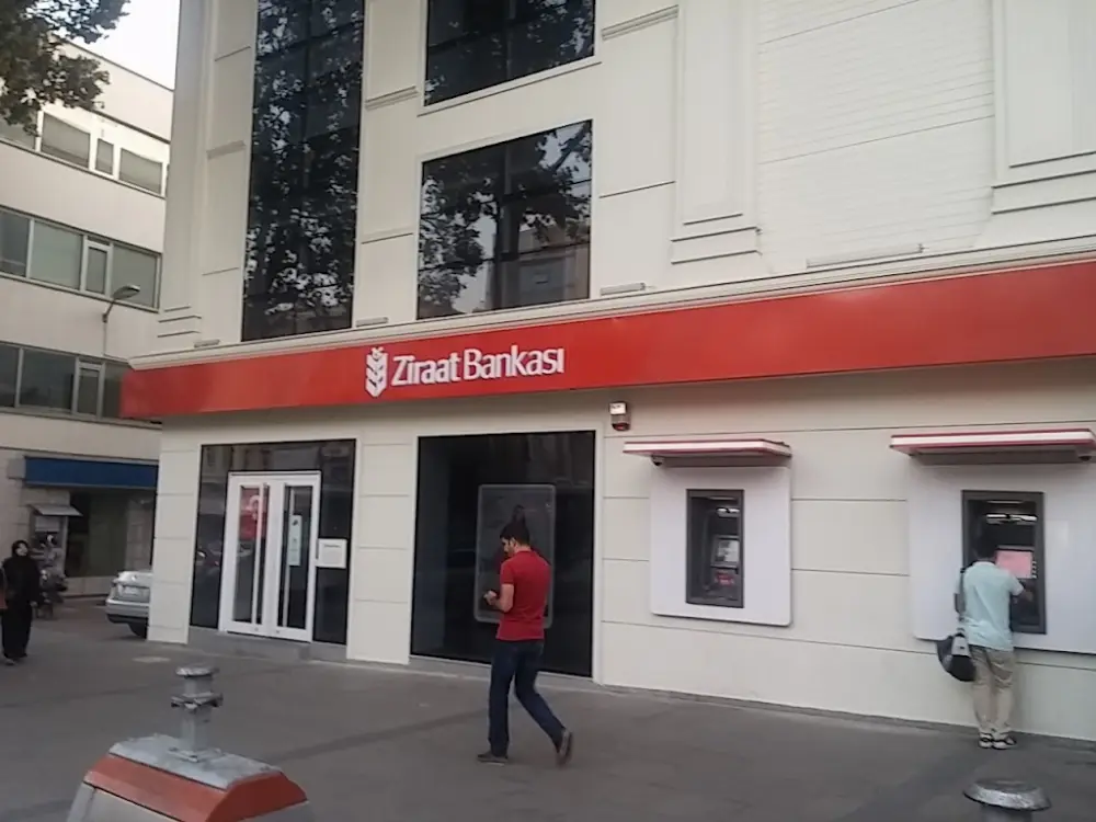 Ziraat Bankası Fatih/İstanbul Şubesi — Bankalar, Fatih · fotoğraf 3