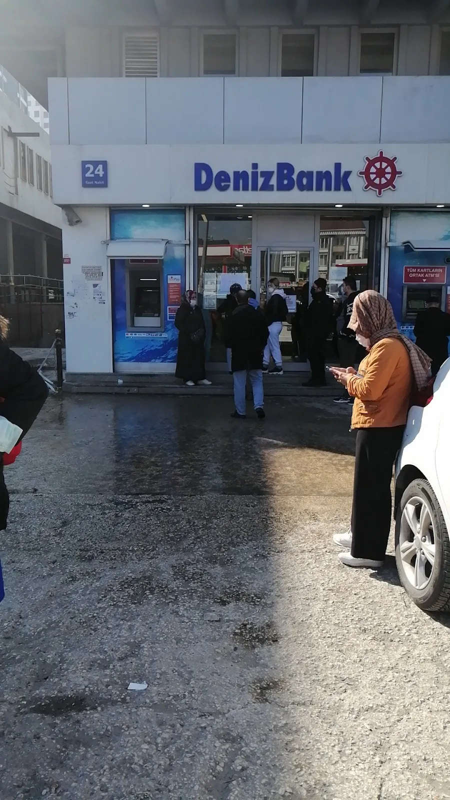 DenizBank Esenyurt Şubesi — Bankalar, Esenyurt · fotoğraf 1