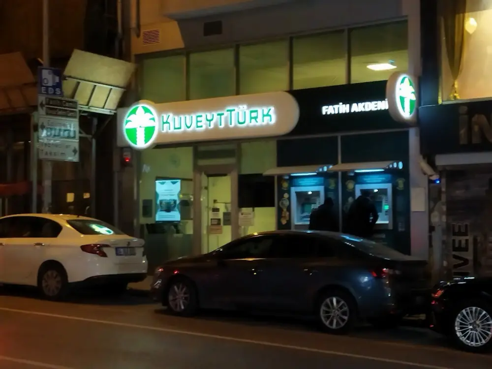 Kuveyt Türk Fatih Akdeniz Şubesi — Bankalar, Fatih · fotoğraf 3