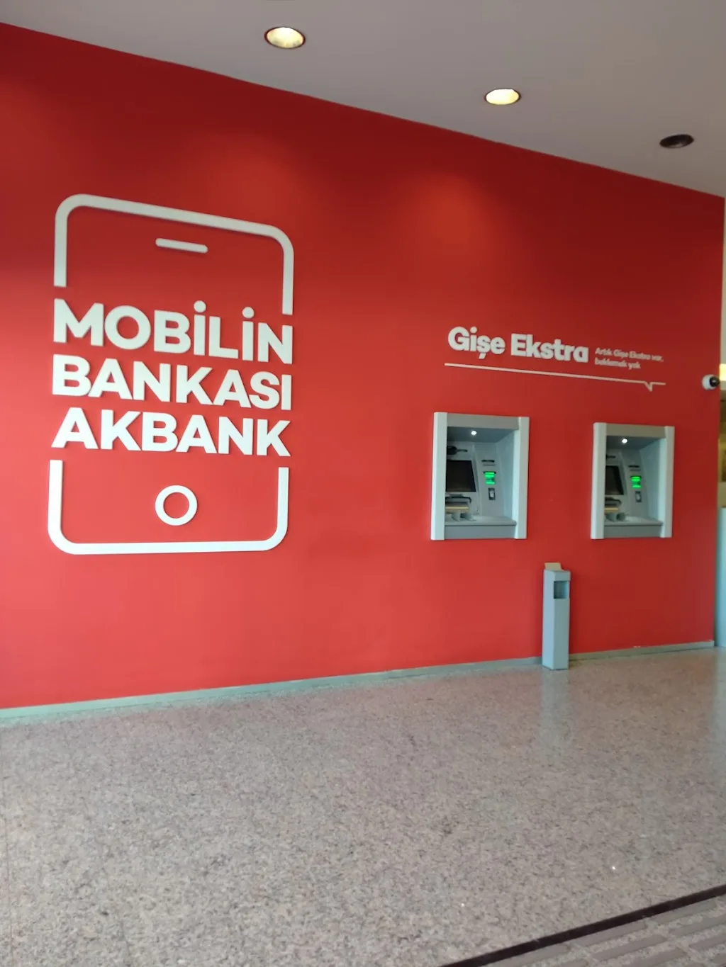 Akbank Esenyurt Hadımköy Yolu Şubesi — Bankalar, Esenyurt · fotoğraf 1