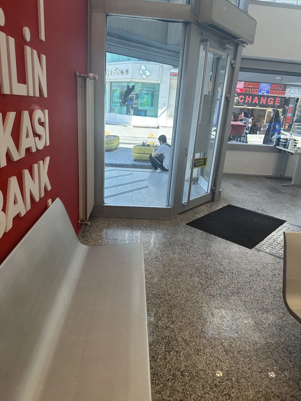 Akbank Aksaray/İstanbul Şubesi — Bankalar, Fatih · fotoğraf 1