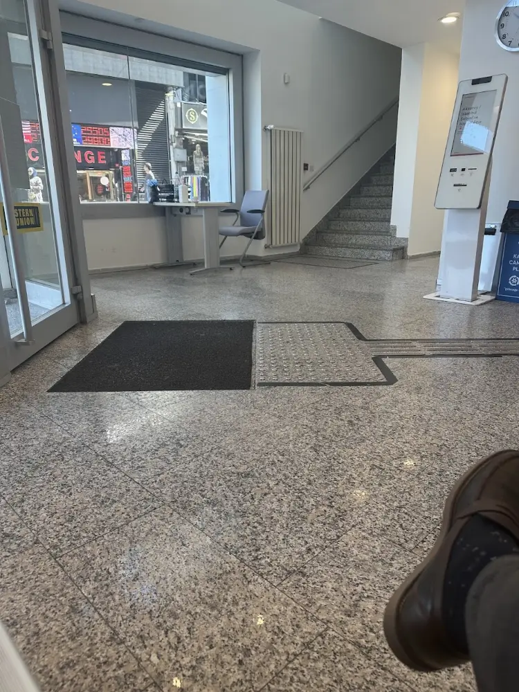 Akbank Aksaray/İstanbul Şubesi — Bankalar, Fatih · fotoğraf 4