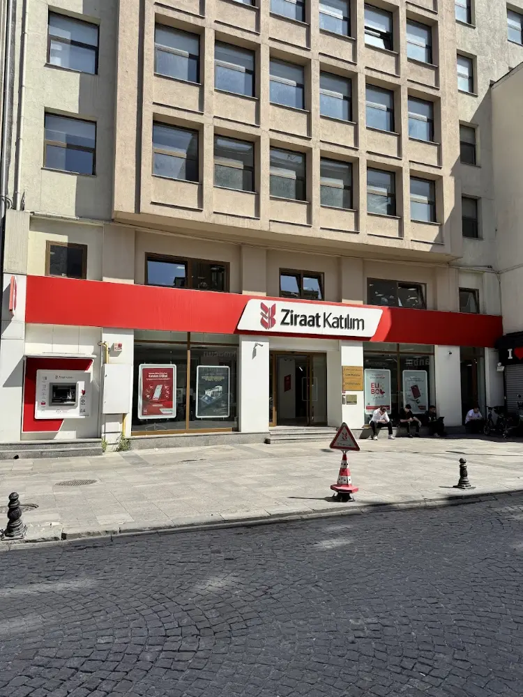 Ziraat Bankası Cağaloğlu/İstanbul Şubesi — Bankalar, Fatih · fotoğraf 4