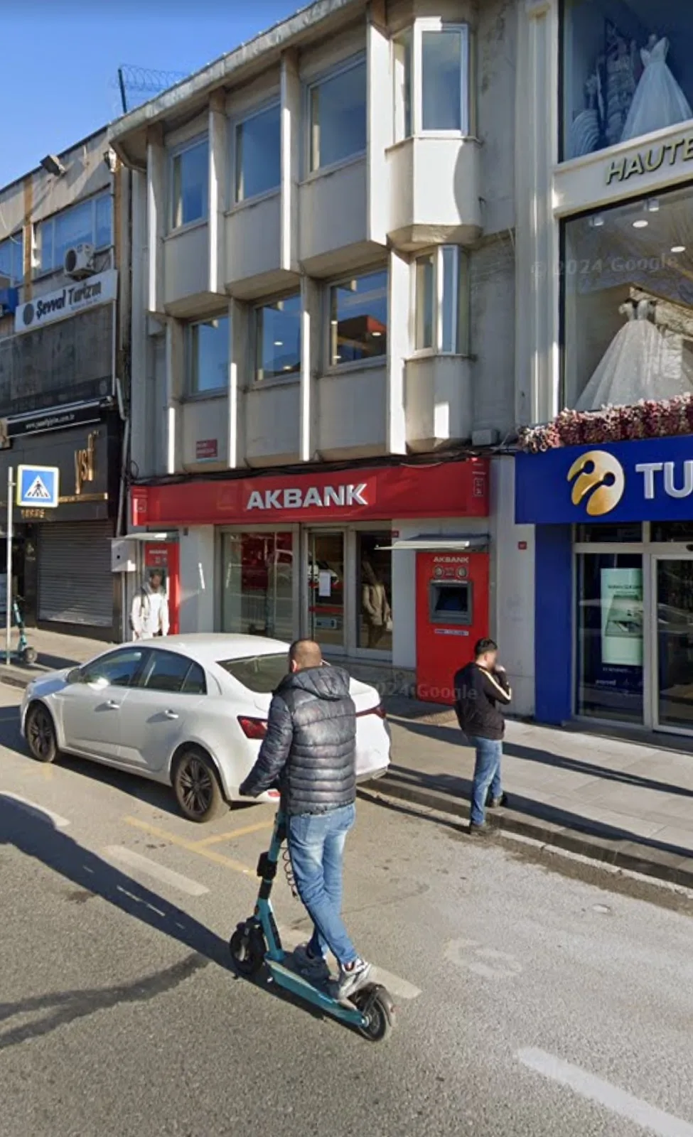 Akbank Fatih/İst. Şubesi — Bankalar, Fatih · fotoğraf 1