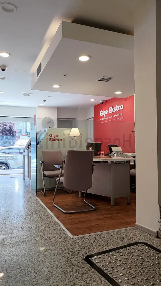 Akbank Fatih/İst. Şubesi — Bankalar, Fatih · fotoğraf 4