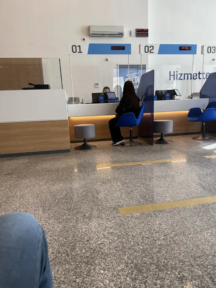 Yapı Kredi - Hadımköy Şubesi — Bankalar, Esenyurt · fotoğraf 3