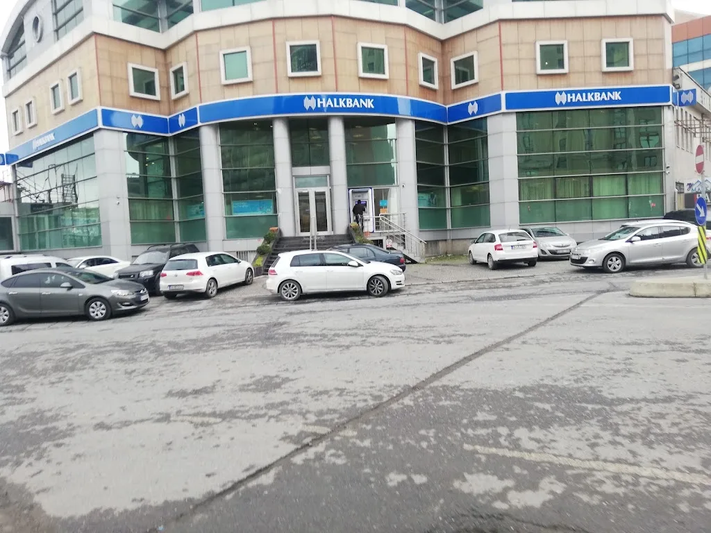 Halkbank Hadımköy Şubesi — Bankalar, Esenyurt · fotoğraf 1