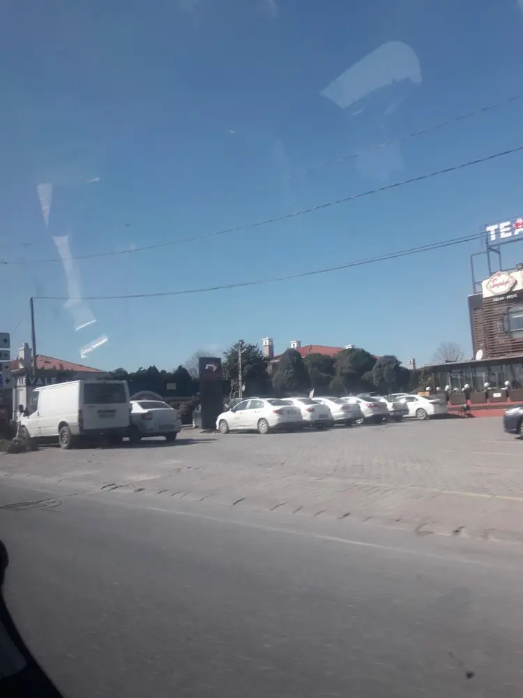 Kuveyt Türk Hadımköy Yolu Şubesi — Bankalar, Esenyurt · fotoğraf 2