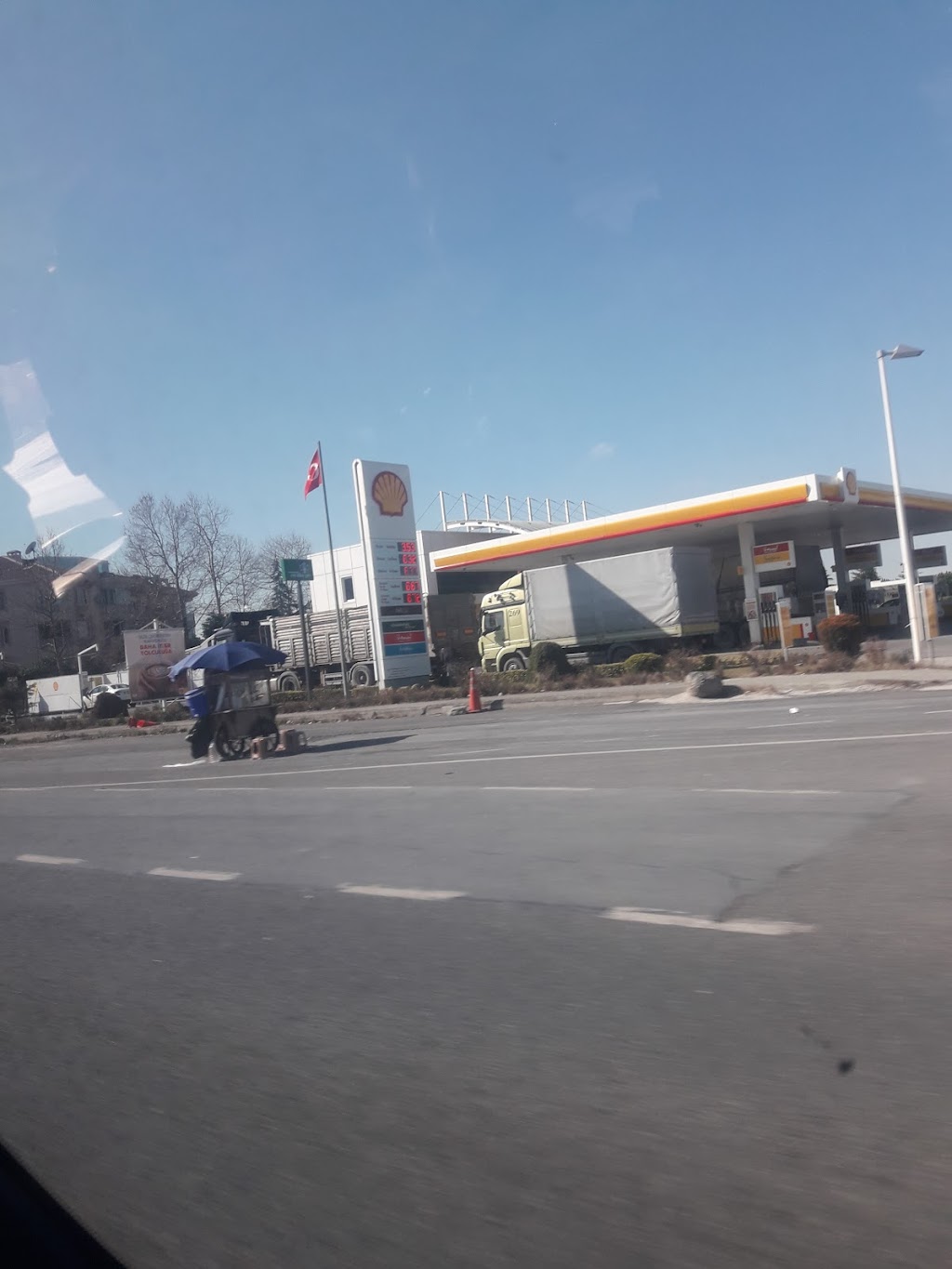 Kuveyt Türk Hadımköy Yolu Şubesi