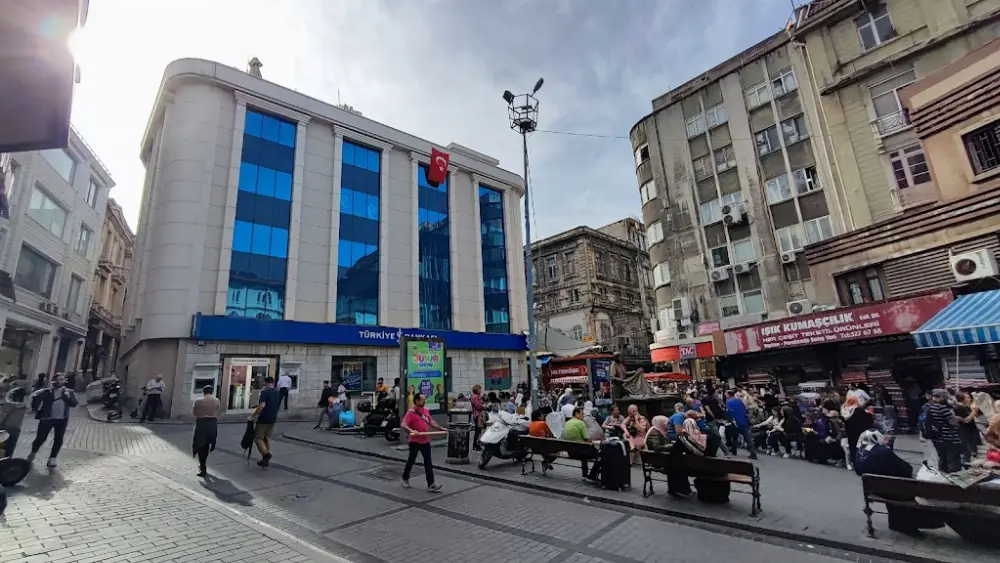 Türkiye İş Bankası Sultanhamam/İstanbul Şubesi — Bankalar, Fatih · fotoğraf 2