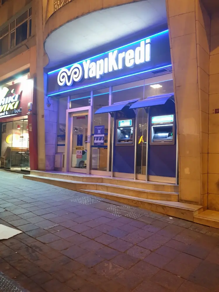 Yapı Kredi - Fatih Akdeniz Caddesi Şubesi — Bankalar, Fatih · fotoğraf 2