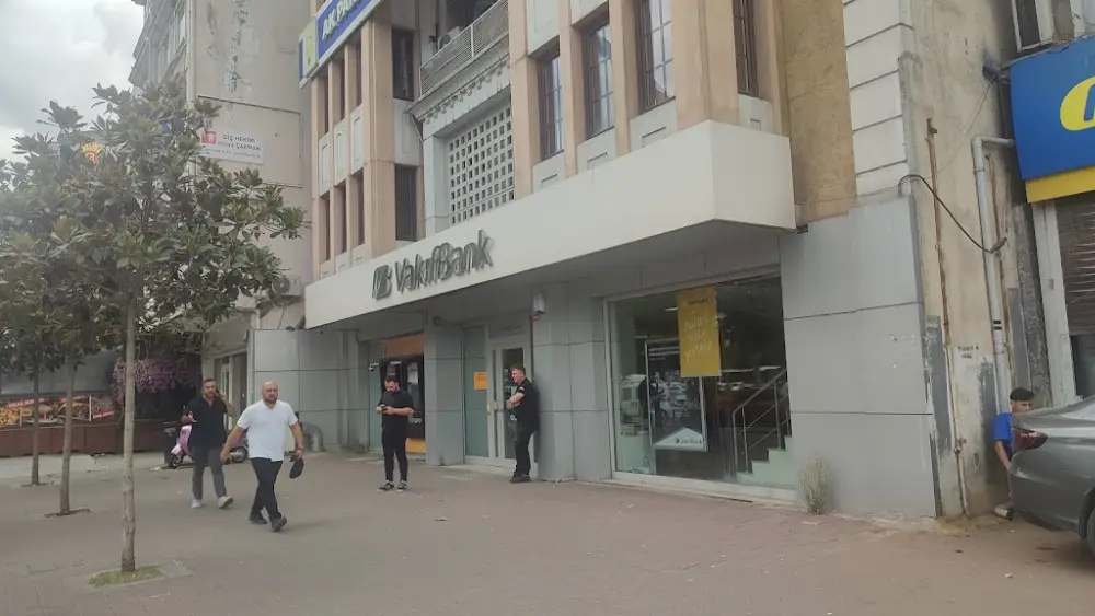 VakıfBank Vatan Caddesi Şubesi — Bankalar, Fatih · fotoğraf 2